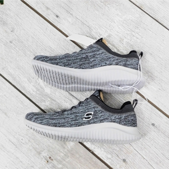 *SOLD* SKECHERS MENS 12 MEMORY FOAM KNIT SNEAKERS - Picture 4 of 7